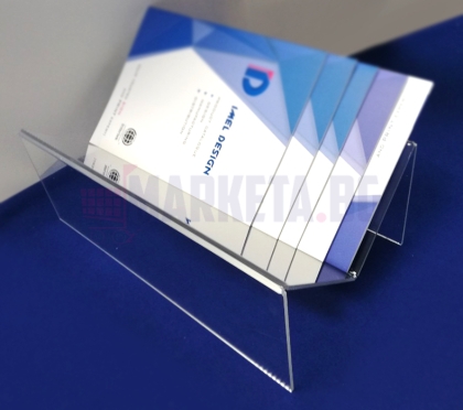 "Stand" for newspapers and magazines