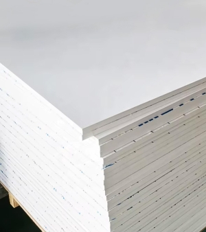 Plexiglas white / opal / 2mm