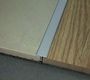 Преходна лайсна T 15 мм