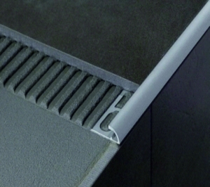 Molding for outer corner 10 mm